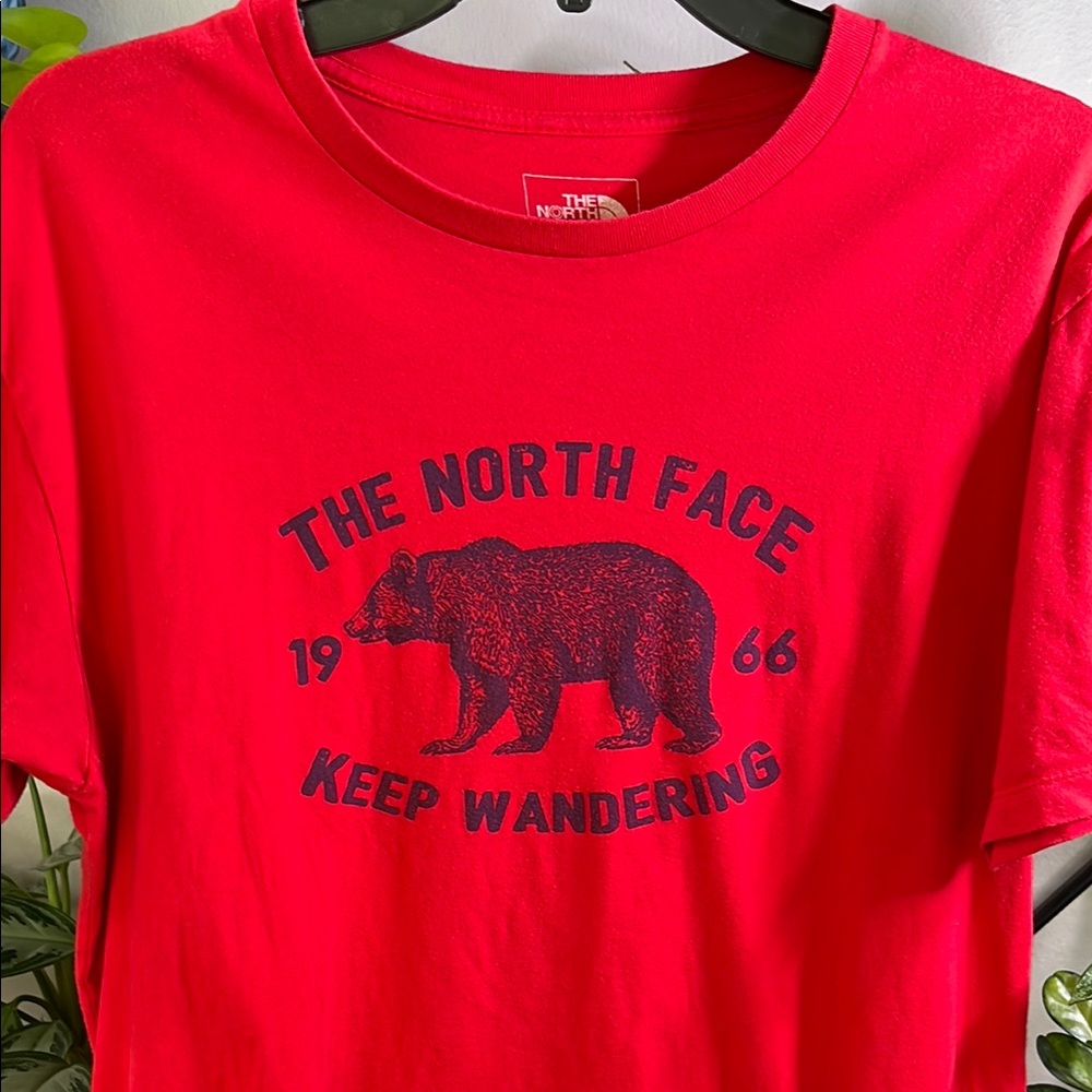 The North Face Red Short Sleeve Tee Vibrant Casual Style